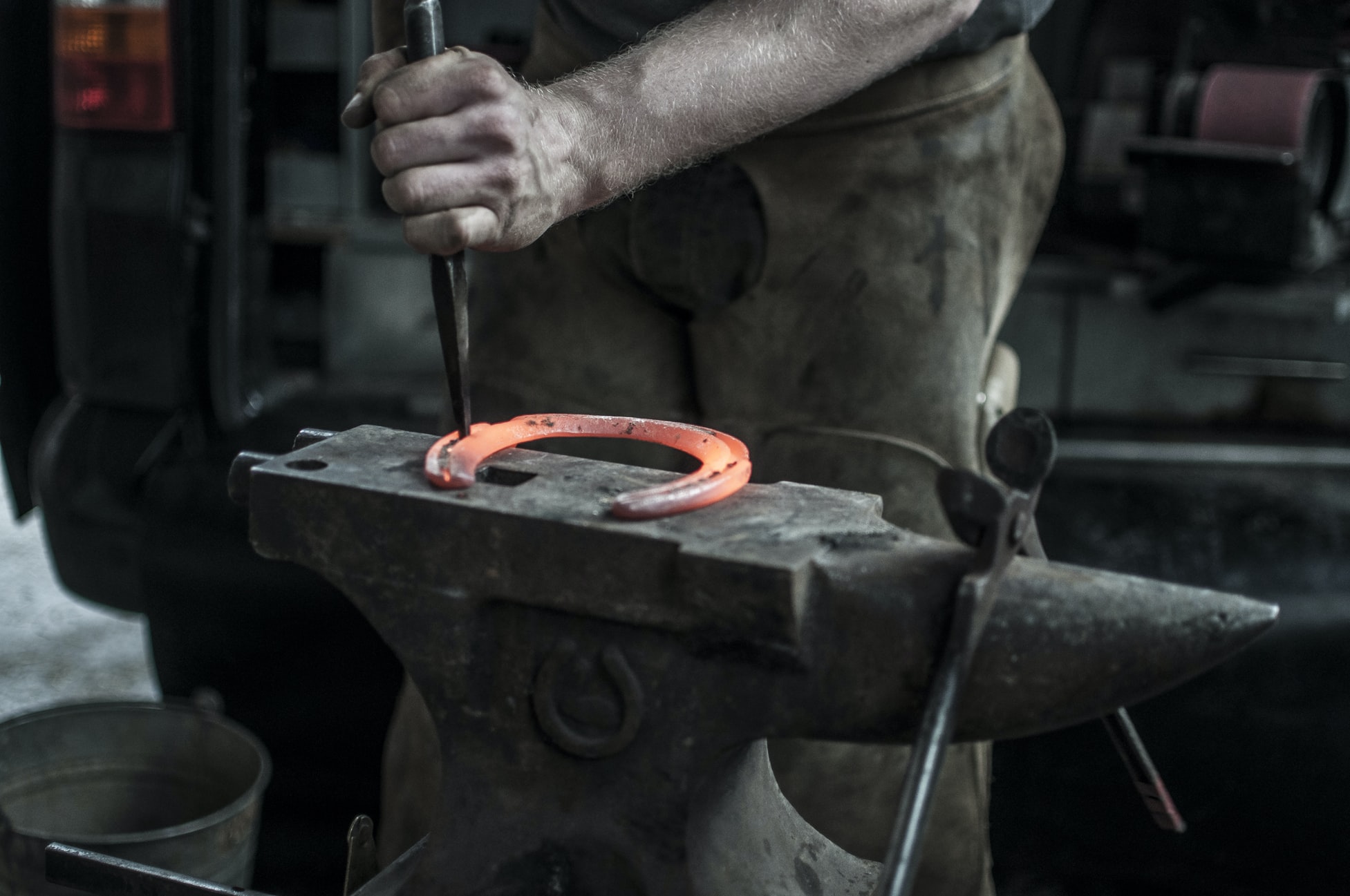 Making a small anvil : r/Blacksmith